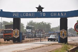 Elubo border