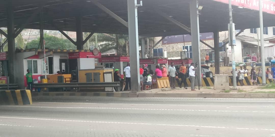 people at the tollbooths