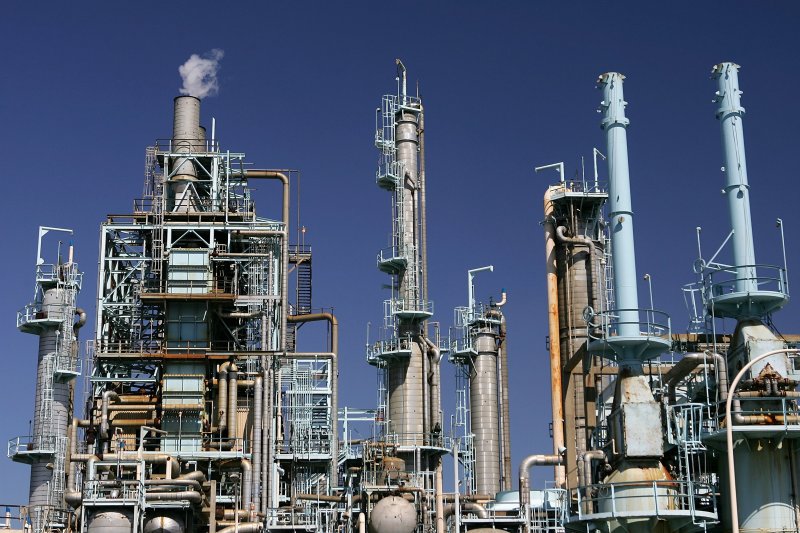 Refinery machines